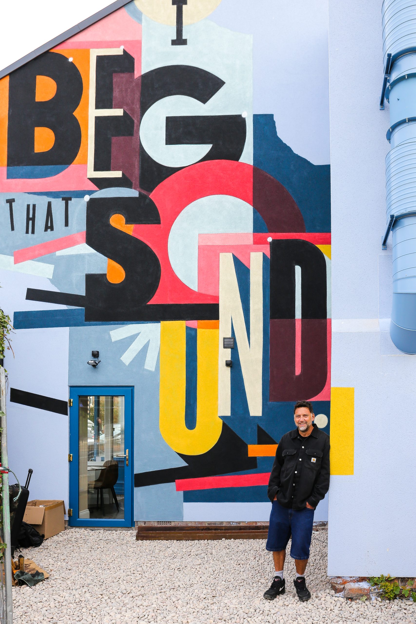 I Beg That Sound - Ricky Also’s wall mural for Elevation 9 I Beg That Sound by Ricky Also, Brandling Terrace. Photo by Wayne Bordoli